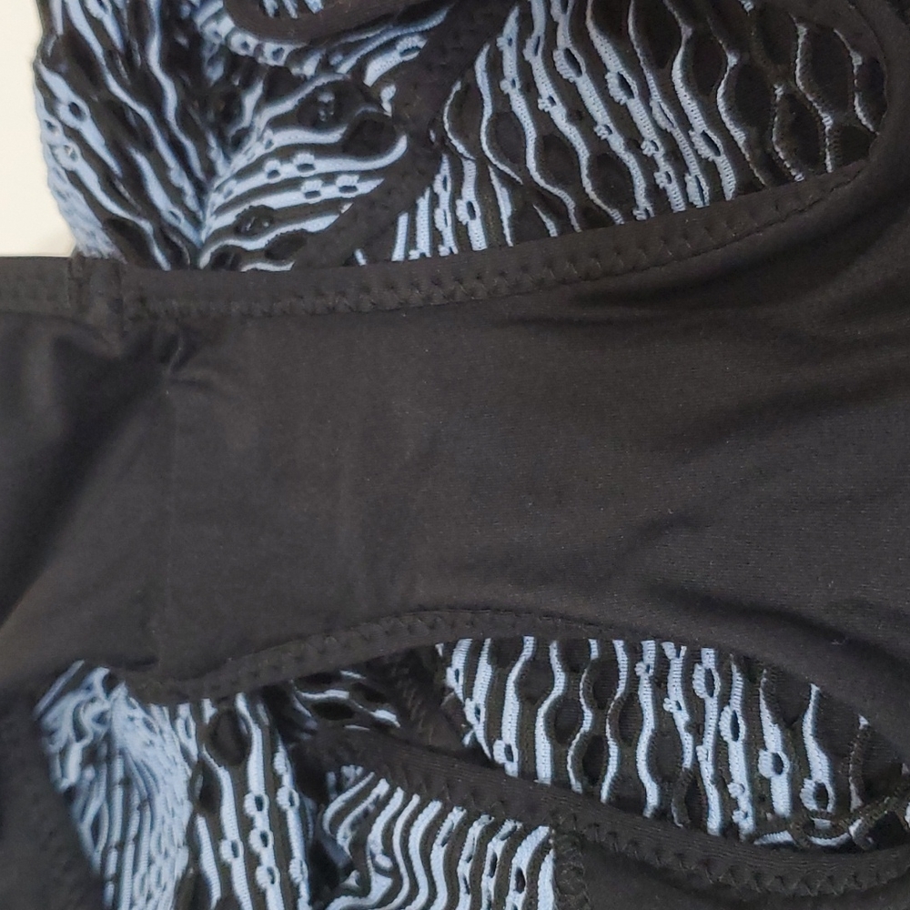 NWOT BECCA Show and Tell Crochet Blue One Piece Small - Picture 10 of 10